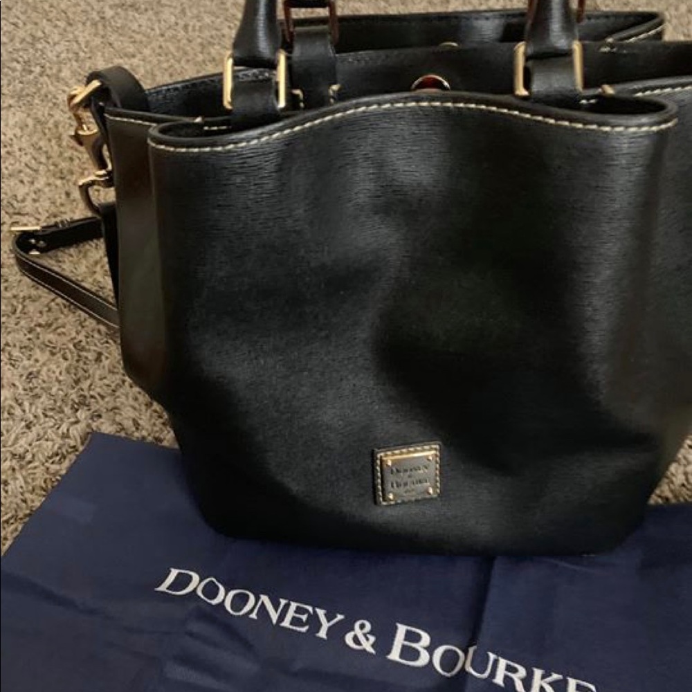Dooney & Bourke Small Saffiano Brenna